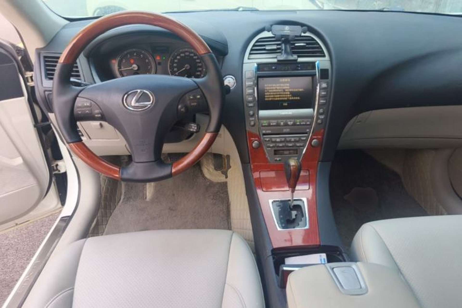 Used Lexus ES 2006 350 Luxury Edition Center Console