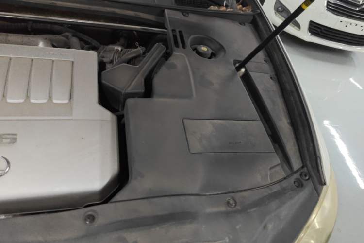 Used Lexus ES 2006 350 Luxury Edition Engine Bay Left