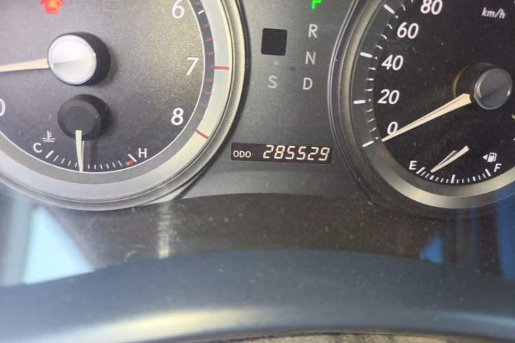 Used Lexus ES 2006 350 Luxury Edition Odometer Close Up
