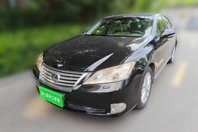 Ojetý Lexus ES 2010 240 Elegant Edition