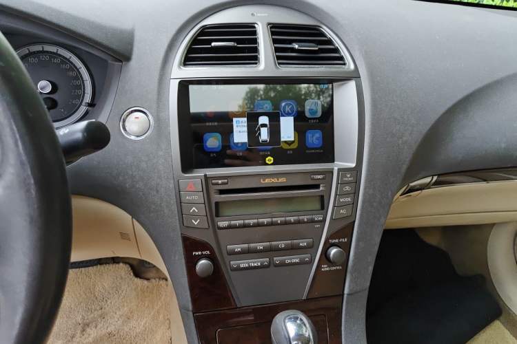 Used Lexus ES 2010 240 Elegant Edition Audio And AC Panel