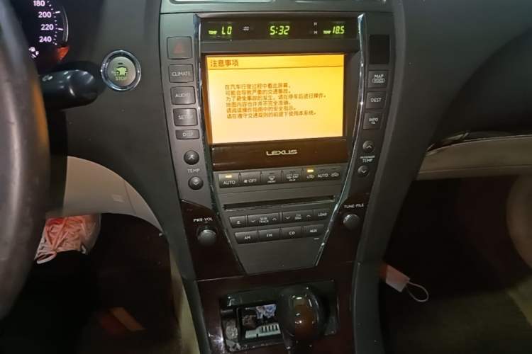 Used Lexus ES 2010 240 Luxury Edition Audio And AC Panel