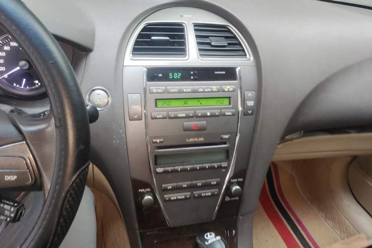 Used Lexus ES 2010 240 Elegant Edition Audio And AC Panel