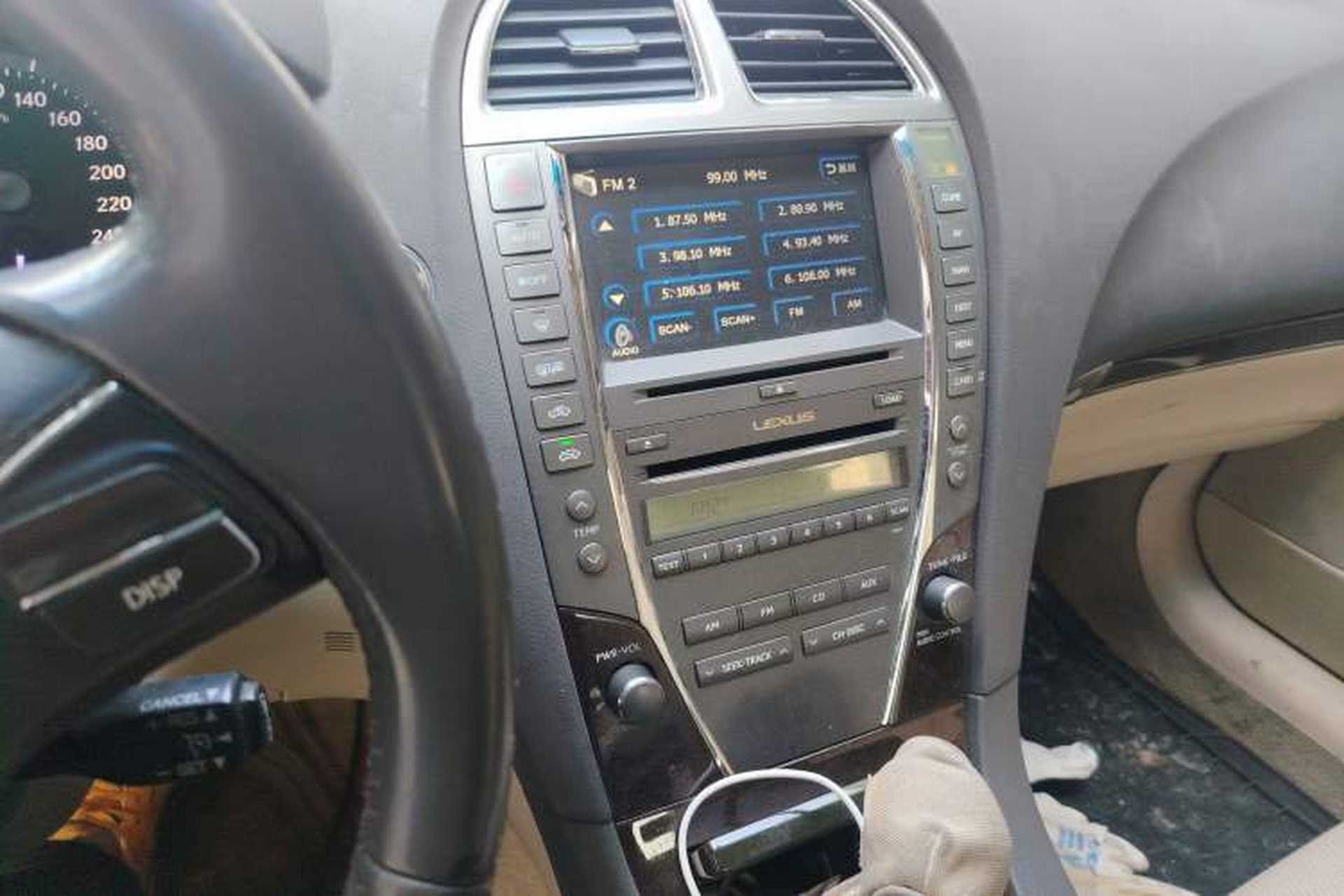 Used Lexus ES 2010 240 Elegant Edition Audio And AC Panel