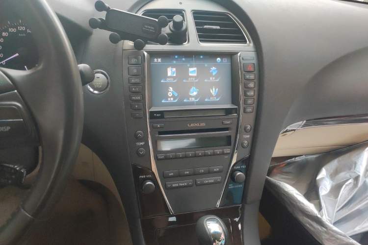 Used Lexus ES 2010 240 Elegant Edition Audio And AC Panel