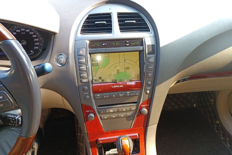 Used Lexus ES 2010 350 Elegant Edition Audio And AC Panel