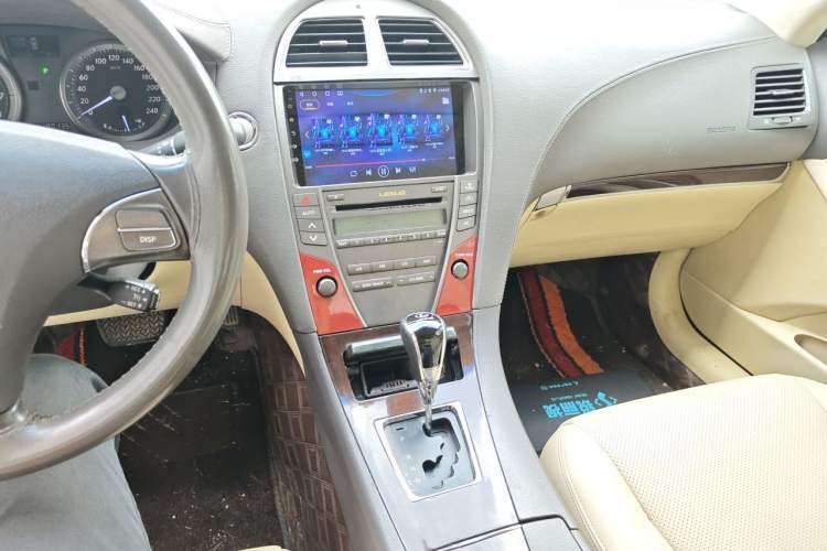 Used Lexus ES 2010 240 Elegant Edition Audio And AC Panel