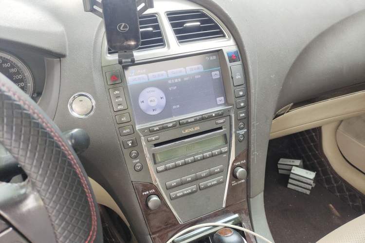 Used Lexus ES 2010 240 Elegant Edition Audio And AC Panel