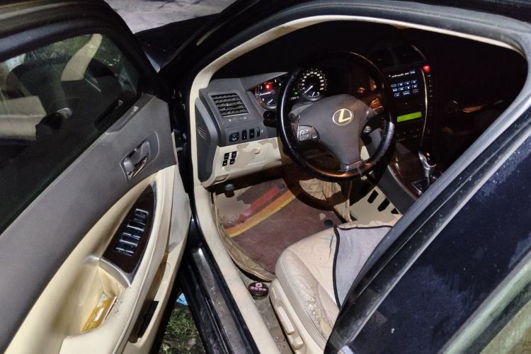 Used Lexus ES 2010 240 Elegant Edition Driver Seat