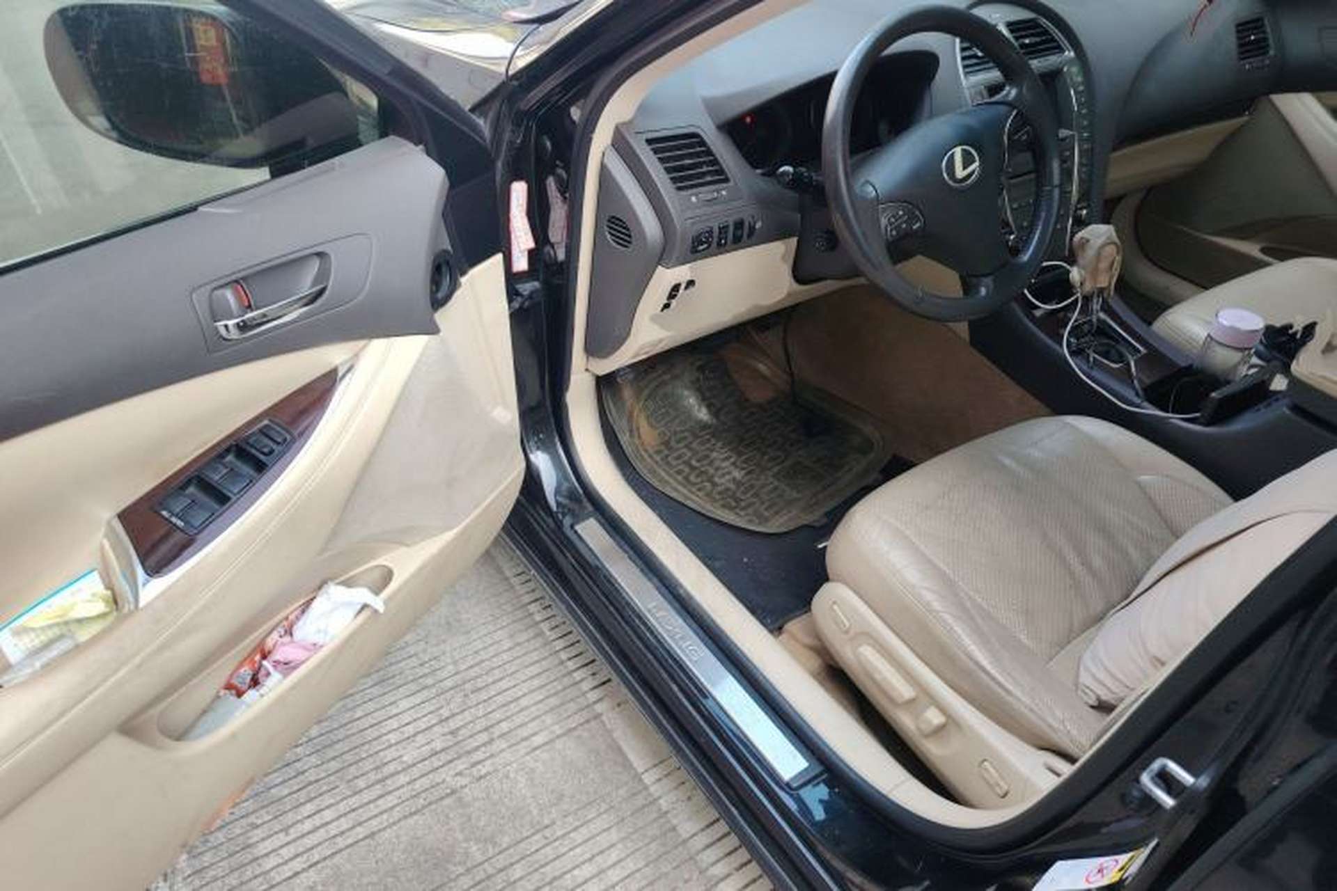 Used Lexus ES 2010 240 Elegant Edition Driver Seat