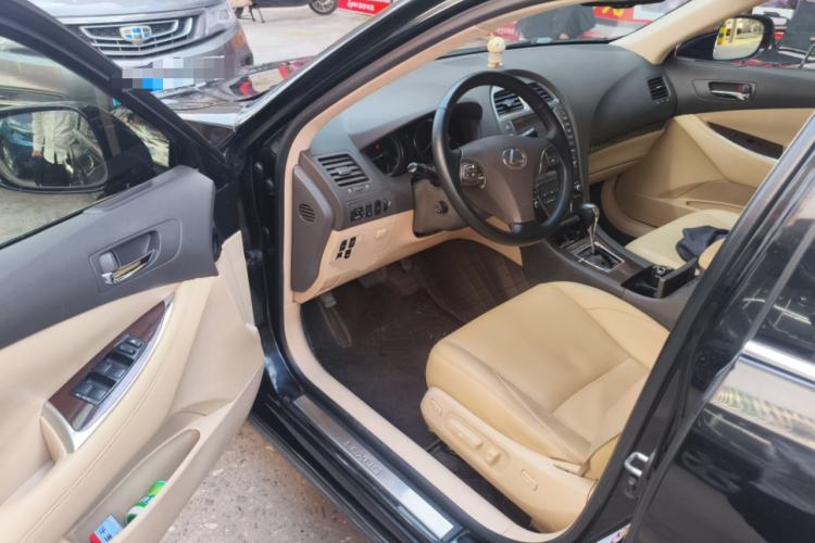 Used Lexus ES 2010 240 Elegant Edition Driver Seat