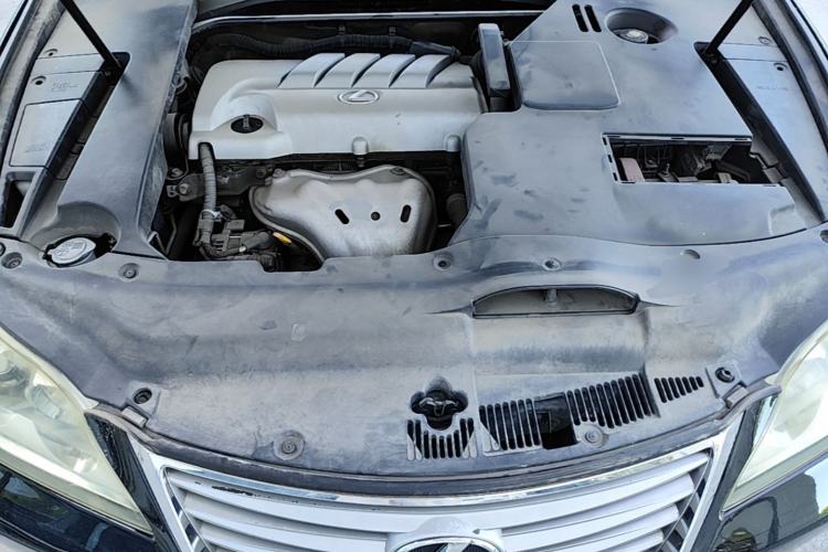 Used Lexus ES 2010 240 Luxury Edition Engine Bay