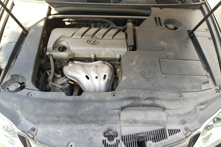 Used Lexus ES 2010 240 Elegant Edition Engine Bay