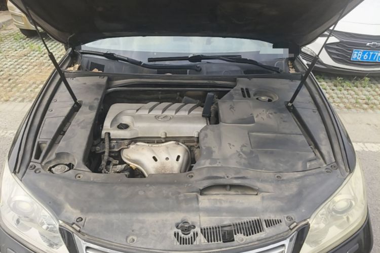 Used Lexus ES 2010 240 Elegant Edition Engine Bay