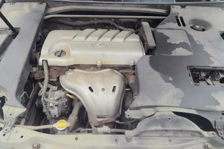 Used Lexus ES 2010 240 Elegant Edition Engine Bay
