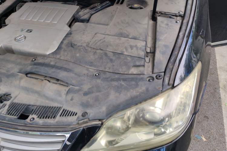 Used Lexus ES 2010 350 Elegant Edition Engine Bay Left