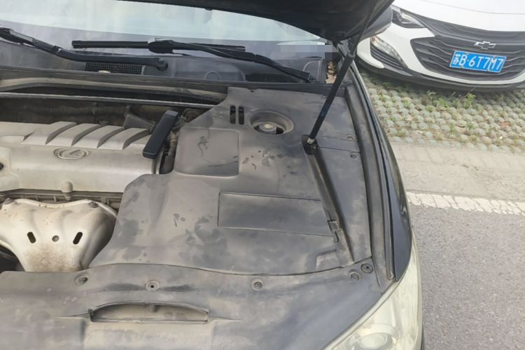Used Lexus ES 2010 240 Elegant Edition Engine Bay Left
