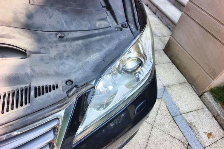 Used Lexus ES 2010 240 Elegant Edition Engine Bay Left