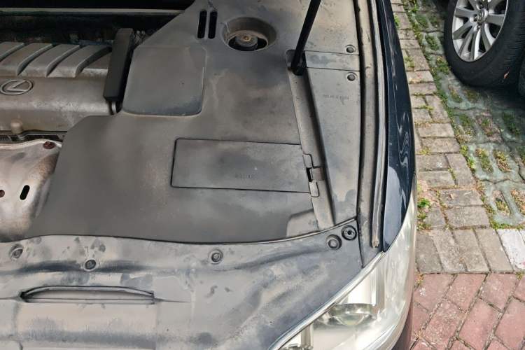 Used Lexus ES 2010 240 Luxury Edition Engine Bay Left