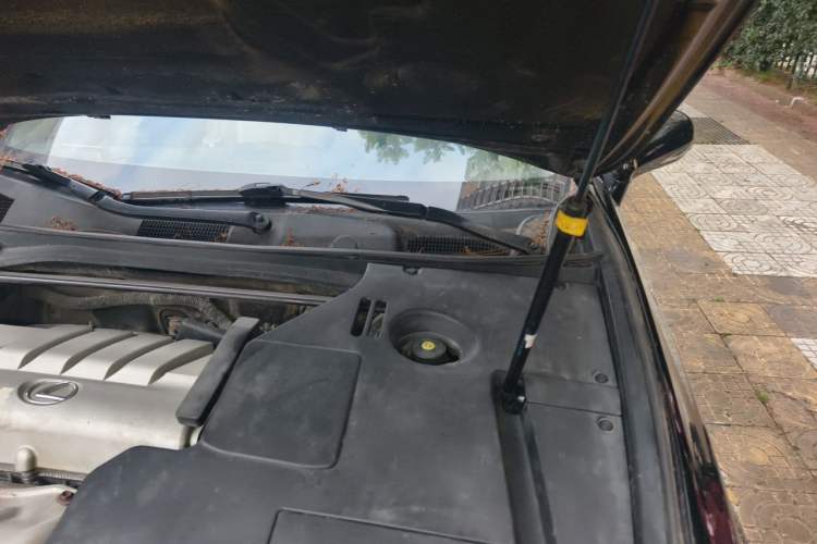 Used Lexus ES 2010 240 Luxury Edition Engine Bay Left