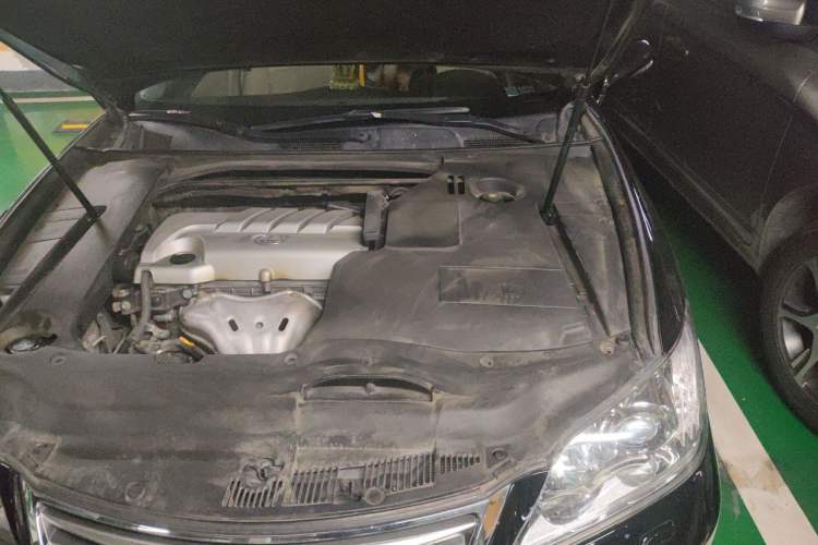 Used Lexus ES 2010 240 Luxury Edition Engine Bay Left
