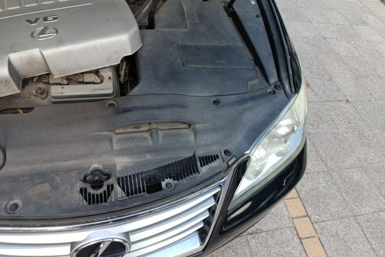 Used Lexus ES 2010 350 Elegant Edition Engine Bay Left