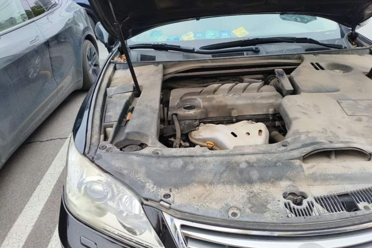 Used Lexus ES 2010 240 Elegant Edition Engine Bay Right