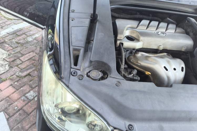 Used Lexus ES 2010 240 Luxury Edition Engine Bay Right