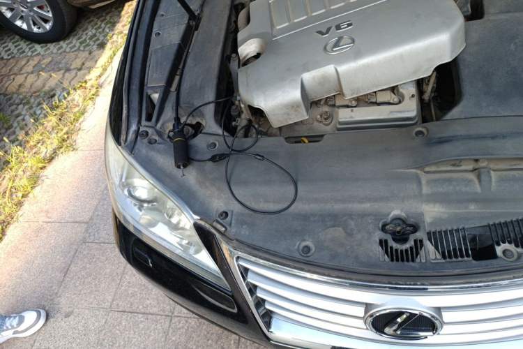 Used Lexus ES 2010 350 Elegant Edition Engine Bay Right