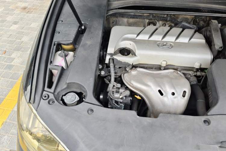 Used Lexus ES 2010 240 Elegant Edition Engine Bay Right