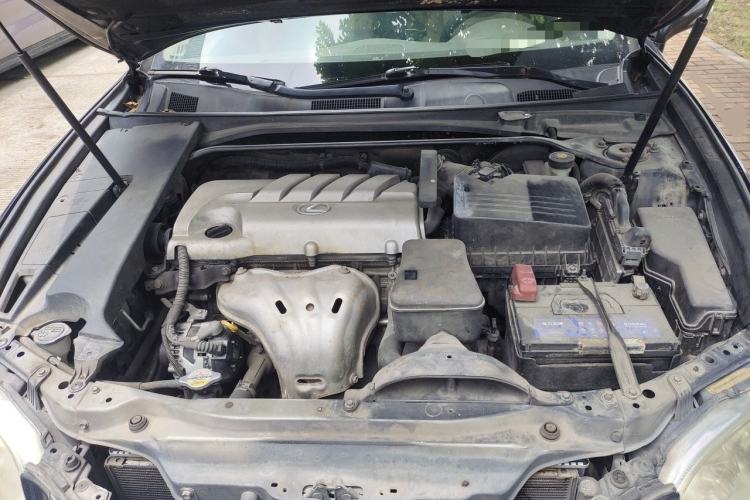 Used Lexus ES 2010 240 Elegant Edition Engine Bay