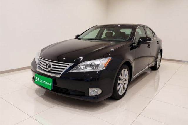 Ojetý Lexus ES 2010 240 Luxury Edition