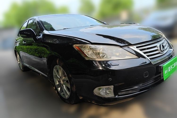 Used Lexus ES 2010 240 Elegant Edition Front Right 45 Deg