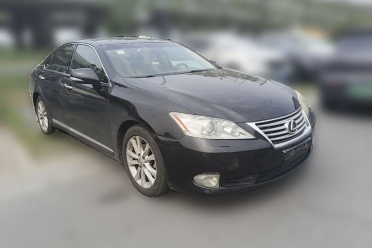 Used Lexus ES 2010 240 Elegant Edition Front Right 45 Deg