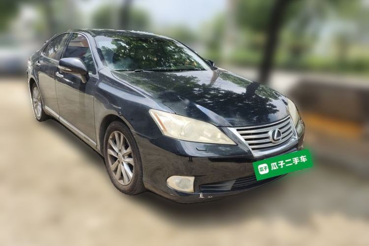 Used Lexus ES 2010 240 Elegant Edition Front Right 45 Deg