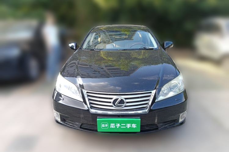 Used Lexus ES 2010 350 Elegant Edition Front