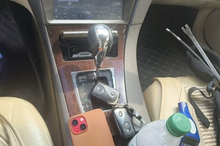 Used Lexus ES 2010 240 Elegant Edition Gear Lever