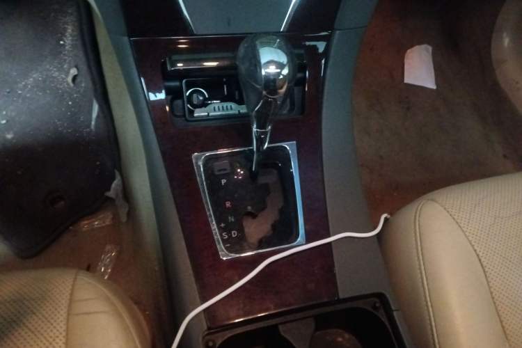 Used Lexus ES 2010 240 Elegant Edition Gear Lever