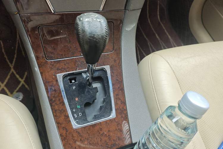 Used Lexus ES 2010 240 Luxury Edition Gear Lever