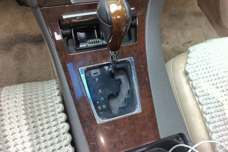 Used Lexus ES 2010 240 Luxury Edition Gear Lever