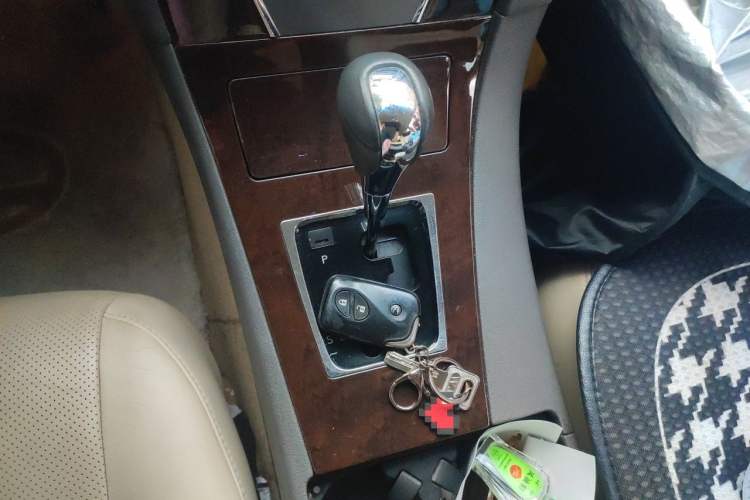 Used Lexus ES 2010 240 Elegant Edition Gear Lever