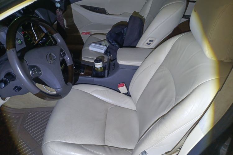 Used Lexus ES 2010 240 Luxury Edition Left Front Seat