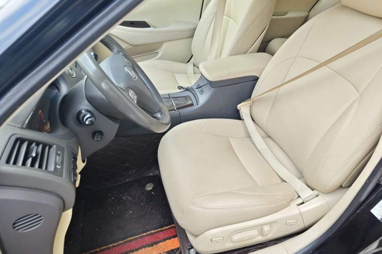Used Lexus ES 2010 240 Elegant Edition Left Front Seat