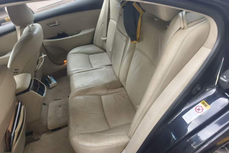 Used Lexus ES 2010 240 Luxury Edition Left Rear Seat