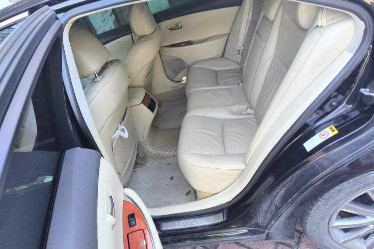 Used Lexus ES 2010 240 Luxury Edition Left Rear Seat