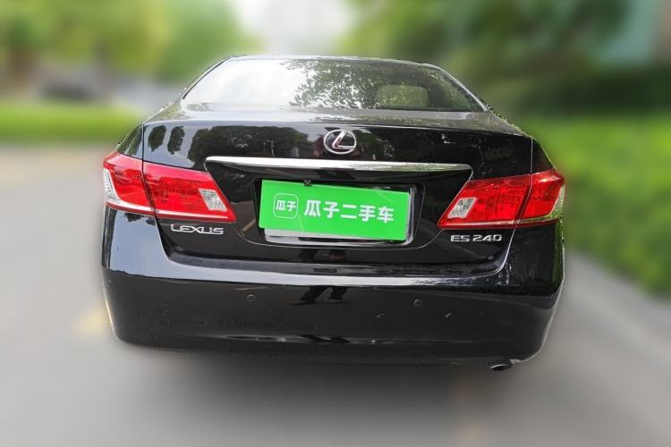 Used Lexus ES 2010 240 Elegant Edition Rear