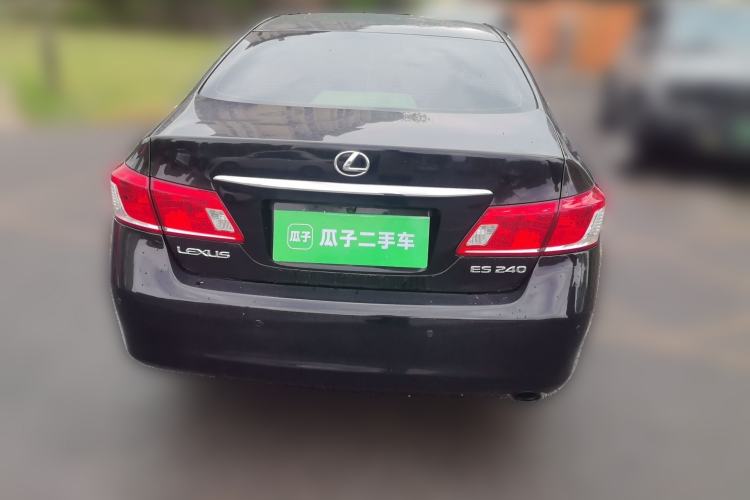 Used Lexus ES 2010 240 Elegant Edition Rear