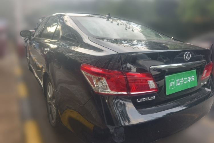 Used Lexus ES 2010 240 Luxury Edition Rear Left 45 Deg