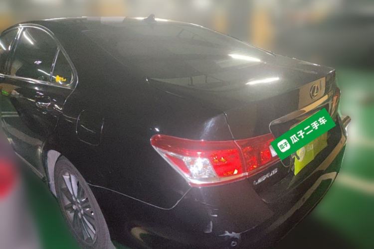 Used Lexus ES 2010 240 Luxury Edition Rear Left 45 Deg