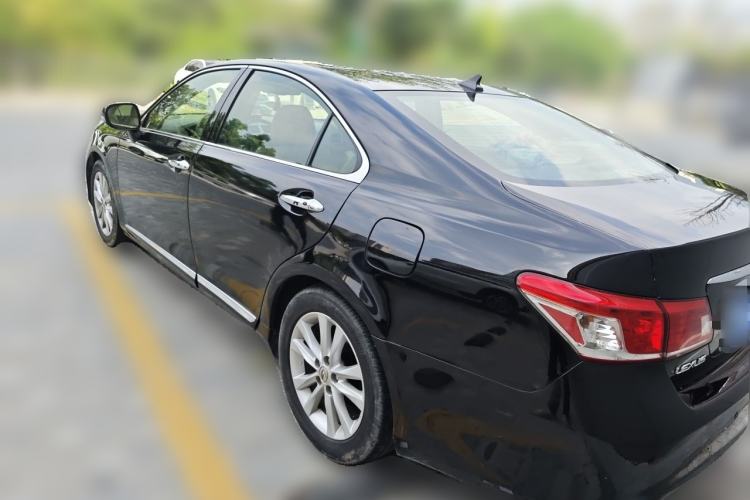 Used Lexus ES 2010 240 Elegant Edition Rear Left 45 Deg